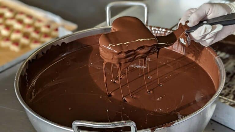 Valentinstag Herz in Schokolade